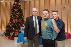 Petland Florida Donates Toys to Children