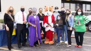 Petland Florida Holds Mayor’s Toy Drive